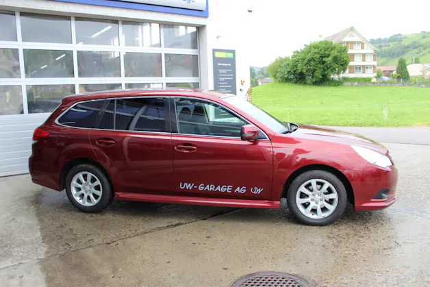 Subaru Legacy Station 2.0i Swiss Special