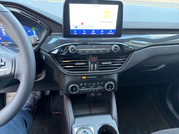 Ford Kuga 2.5 Hybrid ST-Line X 4x4
