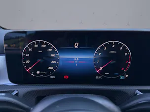 Mercedes-Benz A 220 AMG Line 4m