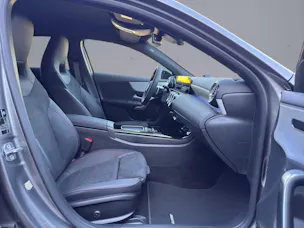 Mercedes-Benz A 220 AMG Line 4m