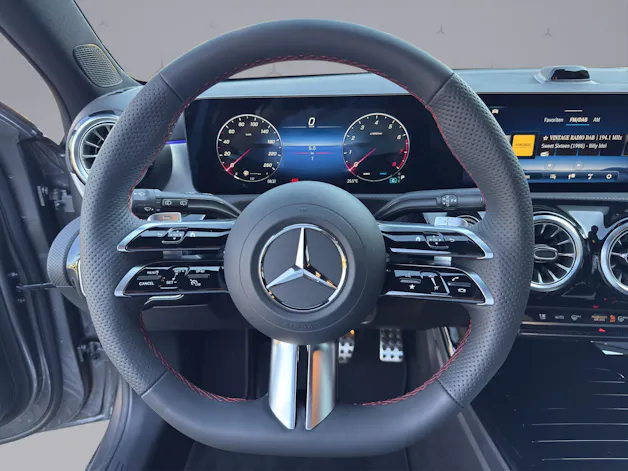 Mercedes-Benz A 220 AMG Line 4m