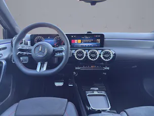 Mercedes-Benz A 220 AMG Line 4m
