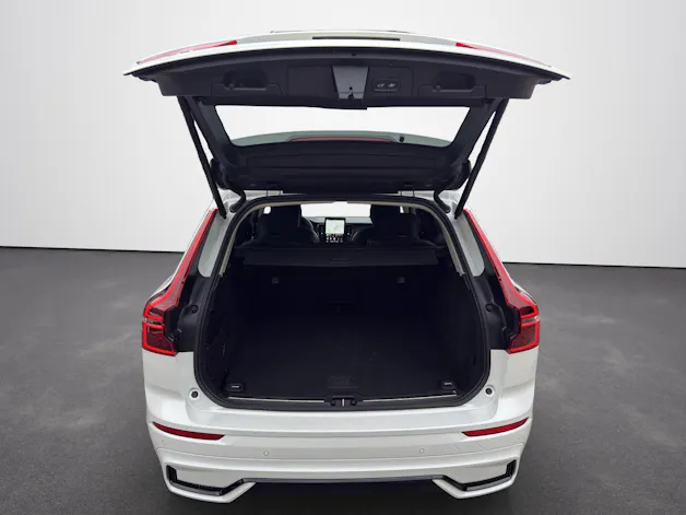 Volvo XC60 2.0 B5 MH Plus Dark AWD