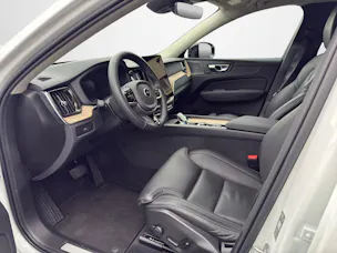 Volvo XC60 2.0 B5 MH Plus Dark AWD