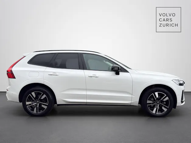 Volvo XC60 2.0 B5 MH Plus Dark AWD