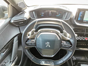 Fahrzeugbild PEUGEOT 208 1.2 PureTech 100 GT