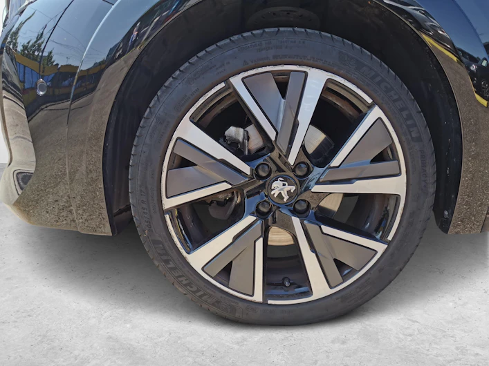 Fahrzeugbild PEUGEOT 208