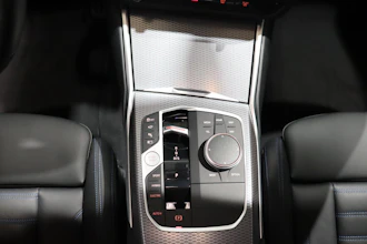 https://vehicle.imgix.net/4360599/2d99118a-ad78-4334-97e6-d711e1f2474a.JPG
