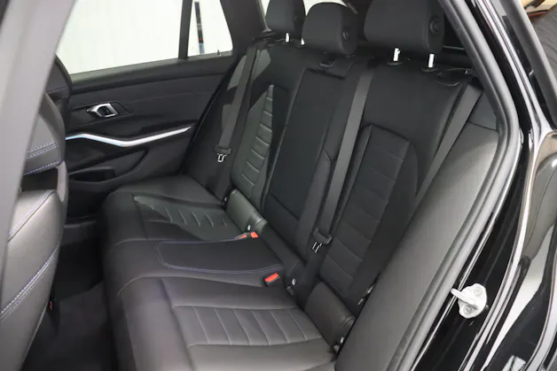 BMW 330e xDrive SAG Touring