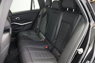 https://vehicle.imgix.net/4360599/c42ce31b-7b5d-45d0-828a-693633d15303.JPG