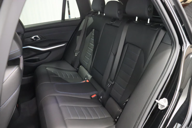 Fahrzeugbild BMW 3 SERIES