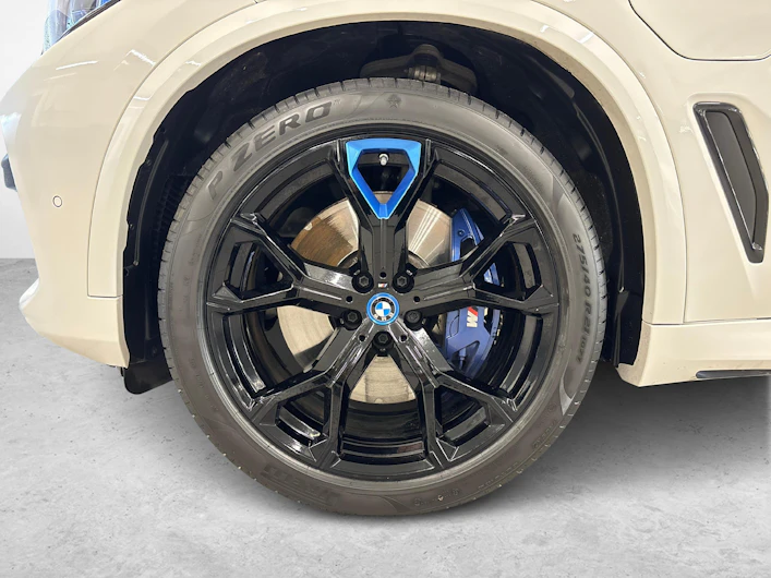 immagine del veicolo BMW X5