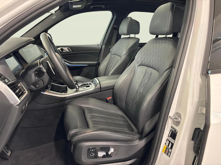 immagine del veicolo BMW X5