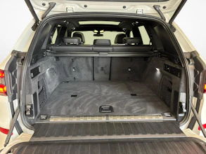 https://vehicle.imgix.net/4360609/b29f17b3-22c0-4886-9c0e-a3accef745dd.jpg