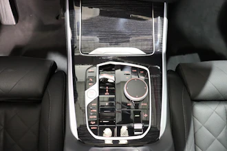 https://vehicle.imgix.net/4360611/3bec5e43-1e0e-463f-8f43-f94e26f6ce1a.JPG