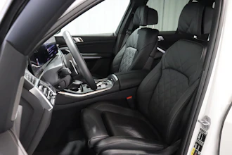 https://vehicle.imgix.net/4360611/a4334fed-237d-4fa6-b85e-d9b4d64192dc.JPG