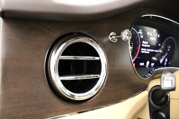 Bentley Bentayga 3.0 V6 Hybrid Azure