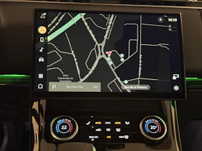 https://vehicle.imgix.net/4360662/4db6c126-46f4-452f-9d66-f717719549c2.jpg