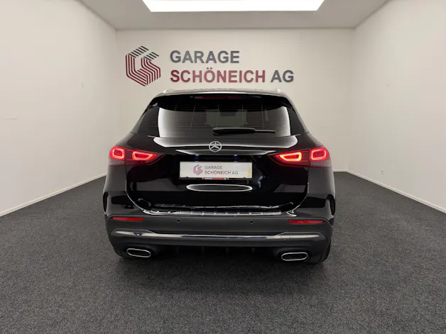 Mercedes-Benz GLA 250 AMG Line 4matic