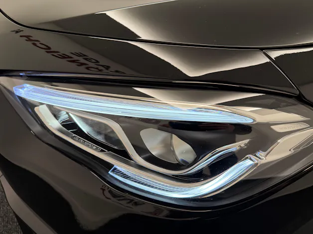 Mercedes-Benz GLA 250 AMG Line 4matic