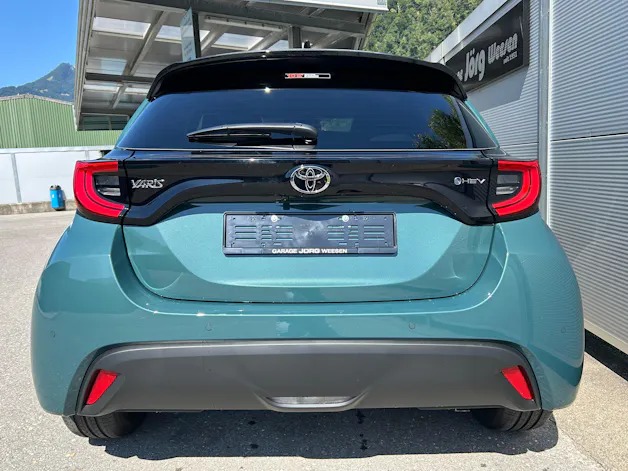 Toyota Yaris 1.5 VVT-i HSD Trend