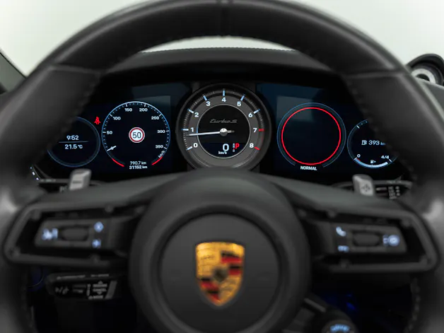 PORSCHE 911 Cabriolet 3.7 Turbo S PDK TECHART 710 PS