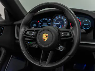 PORSCHE 911 Cabriolet 3.7 Turbo S PDK TECHART 710 PS