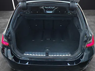 BMW 330d xDrive SAG Touring