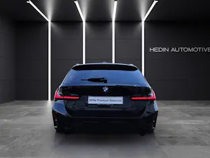 BMW 330d xDrive SAG Touring