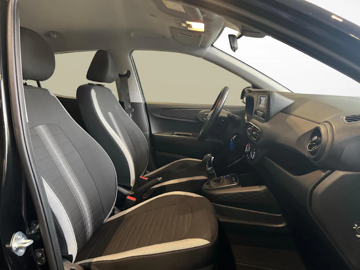 Fahrzeugbild HYUNDAI i10