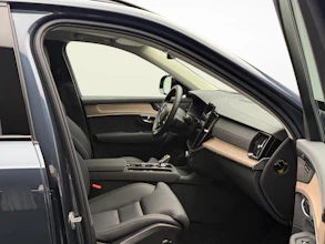 https://vehicle.imgix.net/4360793/801e7d36-6476-488b-b26c-082f2fb227a5.jpg