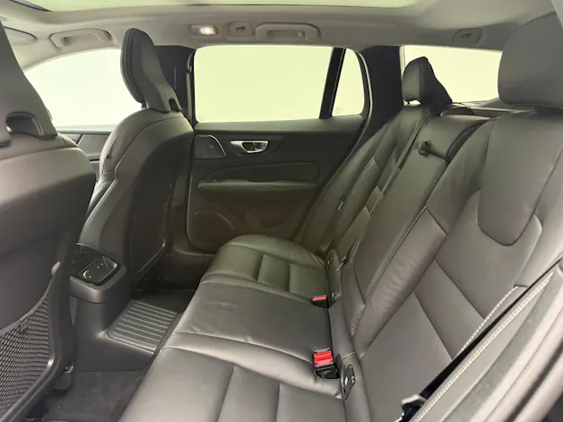 Volvo V60 2.0 T8 TE Ultra Dark eAWD