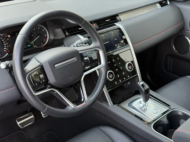 Land Rover Discovery Sport 1.5 T 300e R-Dynamic S