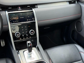 https://vehicle.imgix.net/4360851/6216ce20-5d64-4415-8800-4416f20e3939.jpg