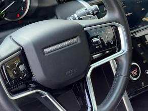https://vehicle.imgix.net/4360851/c65942a0-696b-487b-8659-6800a21ff5c2.jpg