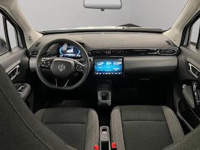 https://vehicle.imgix.net/4360887/bc7cbb32-95d4-4e81-8379-06a8a373fb7e.jpg
