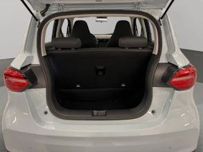 https://vehicle.imgix.net/4360887/ce45d4a4-8eef-4fad-9785-aea53f942328.jpg