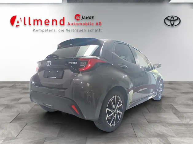 Toyota Yaris 1.5 VVT-i HSD Trend
