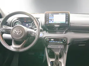 Toyota Yaris 1.5 VVT-i HSD Trend
