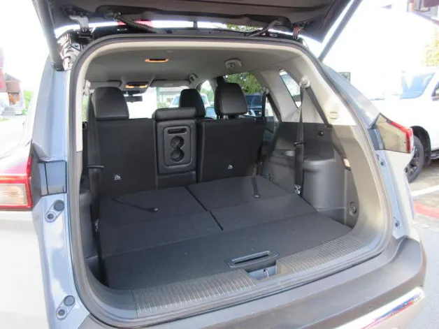 Nissan X-Trail 1.5 VC-T Tekna e-4orce 7P