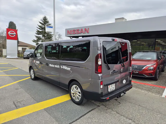 Nissan NV300 Kombi 2.9 t L2 H1 2.0 dCi 170 TwinTurbo Premium 9P