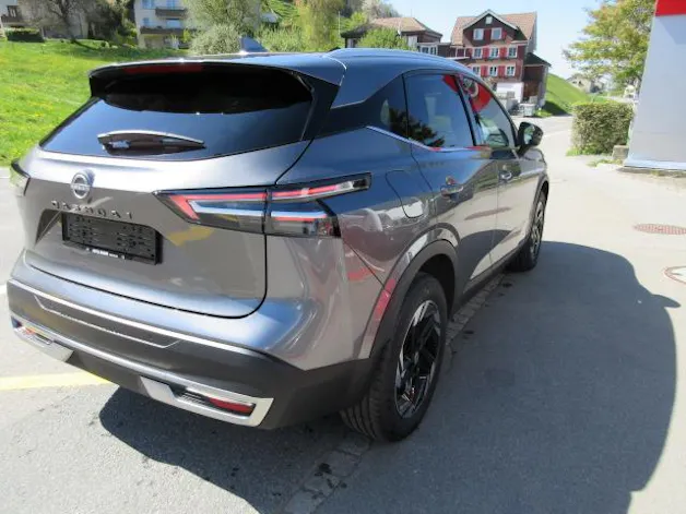 Nissan Qashqai 1.3 DIG-T N-Connecta 4x4