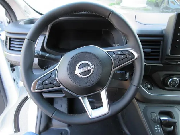 Nissan Primastar Kombi 2.8 t L1 H1 2.0 dCi 170 Tekna 9P