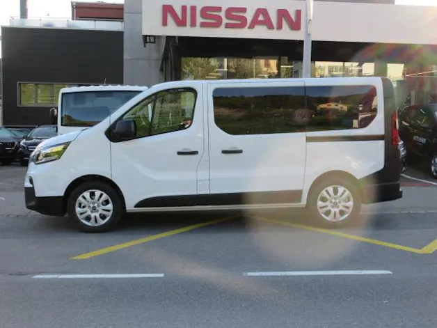 Nissan Primastar Kombi 2.8 t L1 H1 2.0 dCi 170 Tekna 9P
