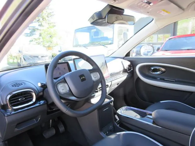 JAC E30X Electric
