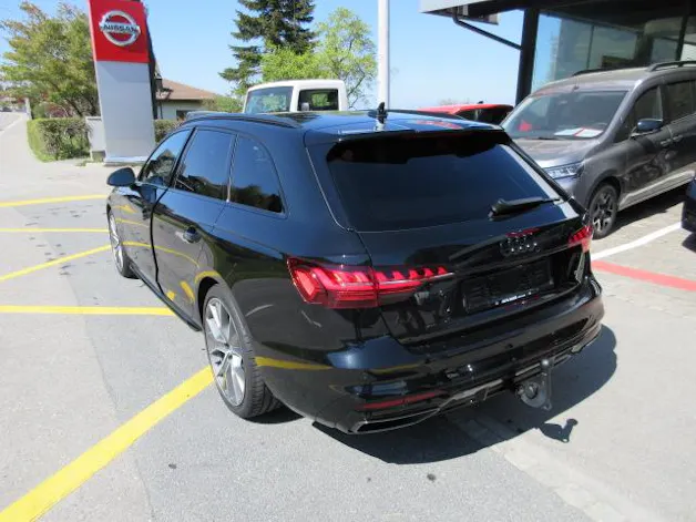 Audi A4 Avant 2.0 40 TFSI S Line quattro S-Tronic
