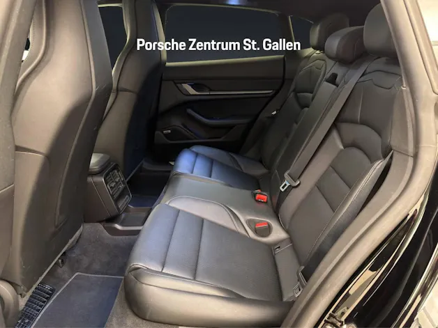 Porsche Taycan 4S Cross Turismo