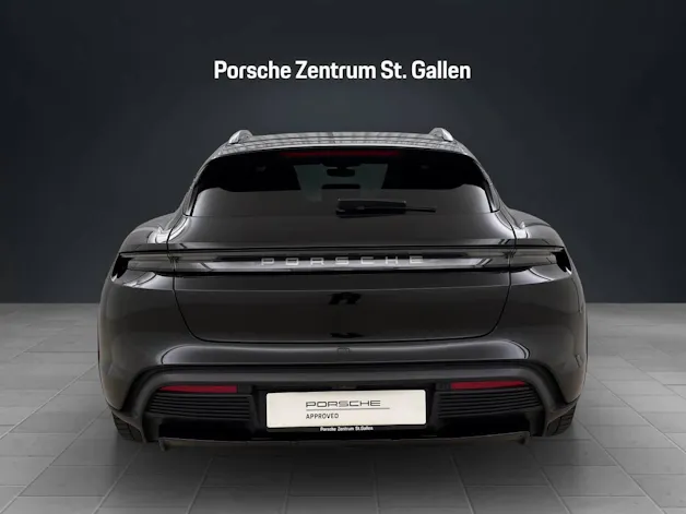 Porsche Taycan 4S Cross Turismo