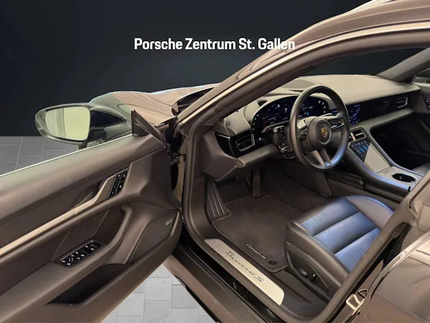 Porsche Taycan 4S Cross Turismo