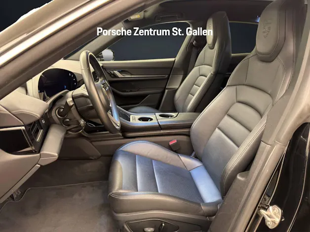 Porsche Taycan 4S Cross Turismo